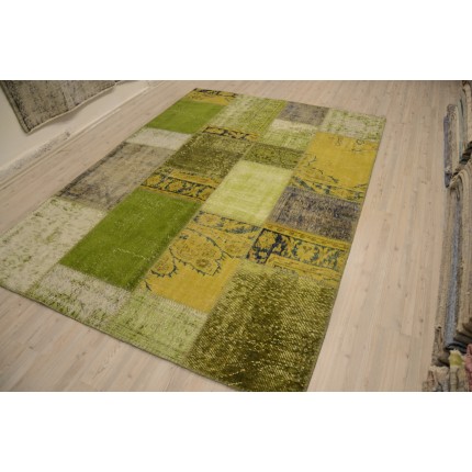  Green Handmade Patchwork Carpet