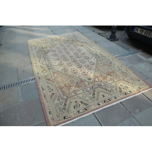 Floral Oushak Rug