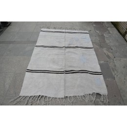 White Stripe Hemp Rug