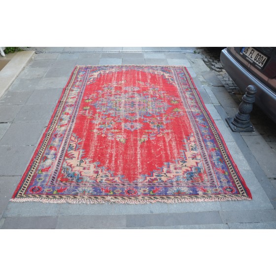  Red Faded Rug